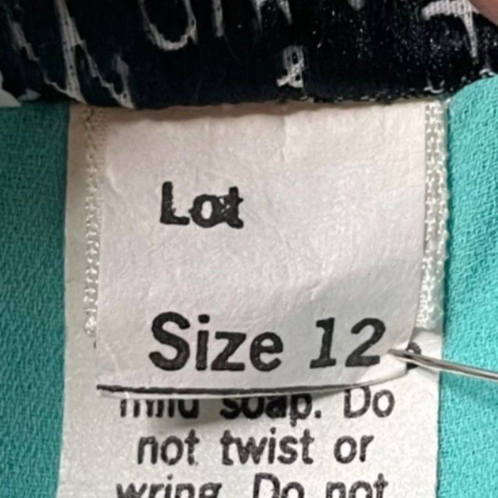 70s Vintage Mavinette Teal Green Semi Sheer Crepe Pleated Dress with Belt Sz 12 - Picture 6 of 8